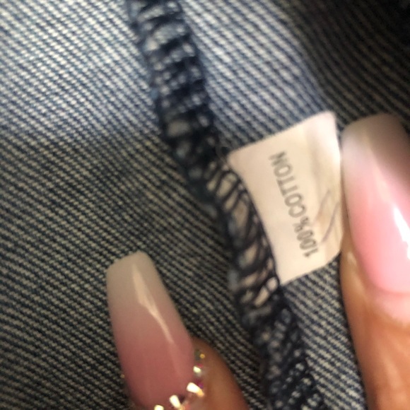 Blue Jean jacket with sequin unicorn - Picture 5 of 5